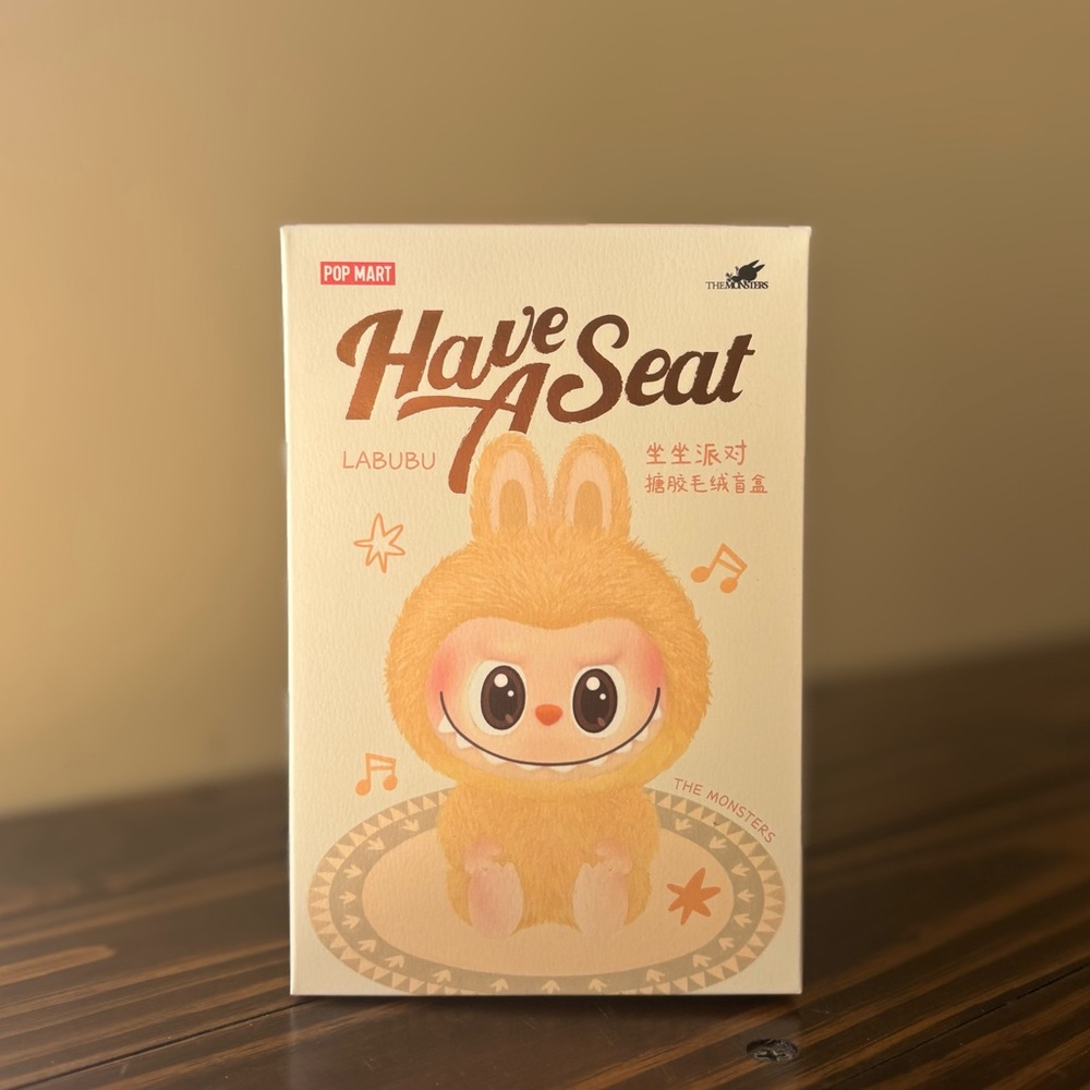 THE MONSTERS - Have a Seat Vinyl Plush Blind Box {Zizi}